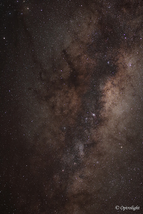 Photo de la voie lactée prise à l'observatoire de La Silla (Chili) - Optrolight